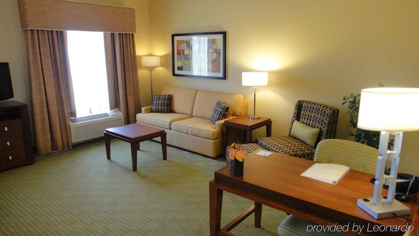 Hotel Hampton & Riverside/corona East