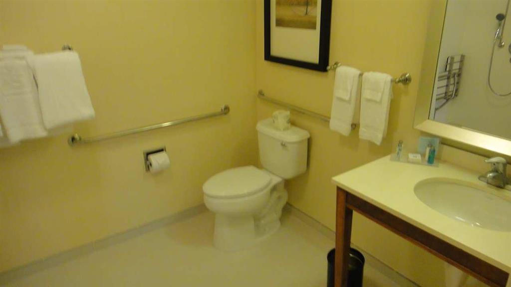 Hotel Hampton & Riverside/corona East 3*